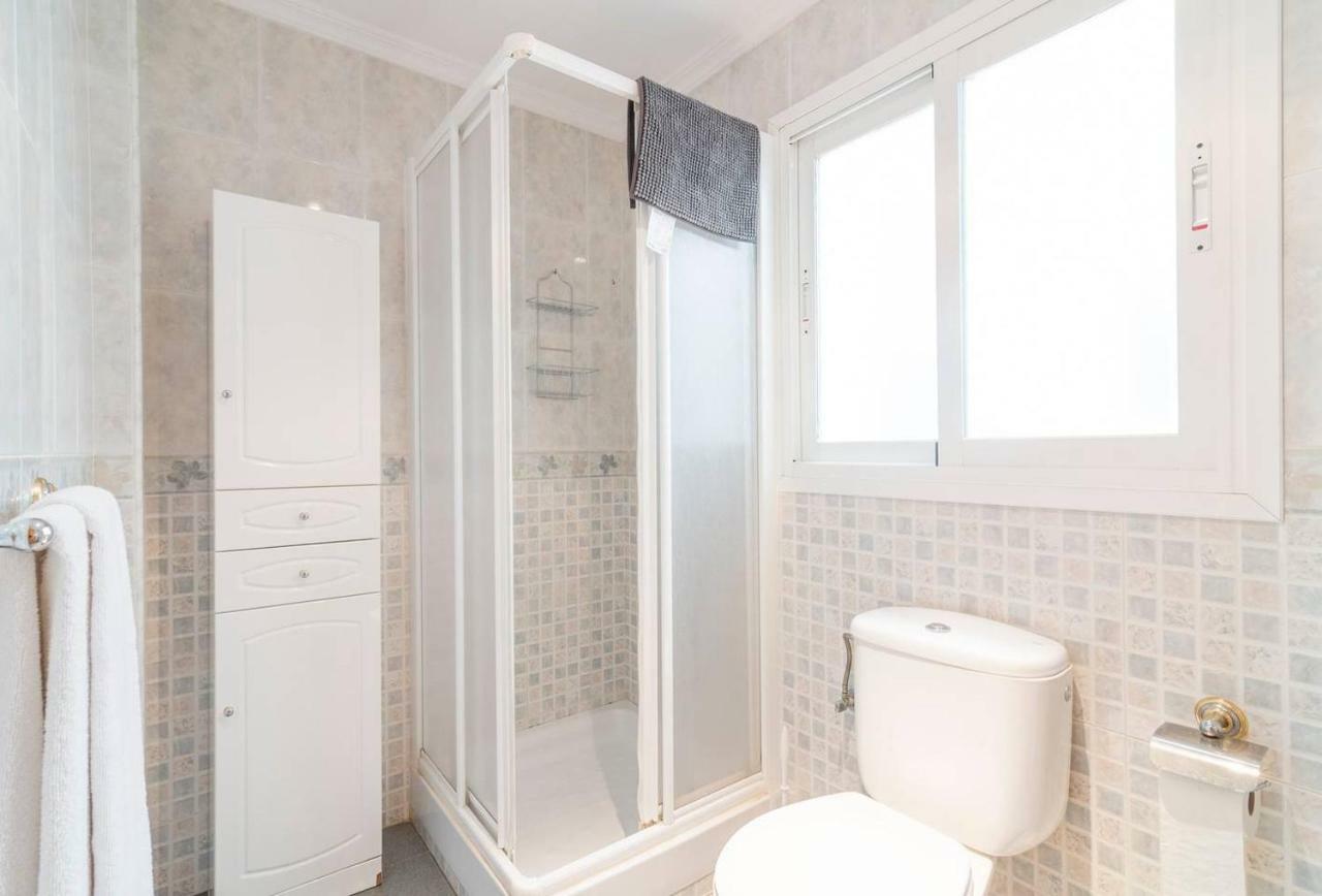 טורמולינוס Apartamentos Vicenta Carihuela By Playa Miguel מראה חיצוני תמונה