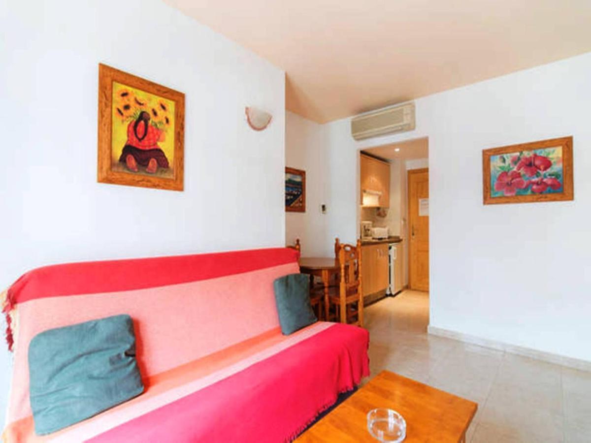 טורמולינוס Apartamentos Vicenta Carihuela By Playa Miguel מראה חיצוני תמונה